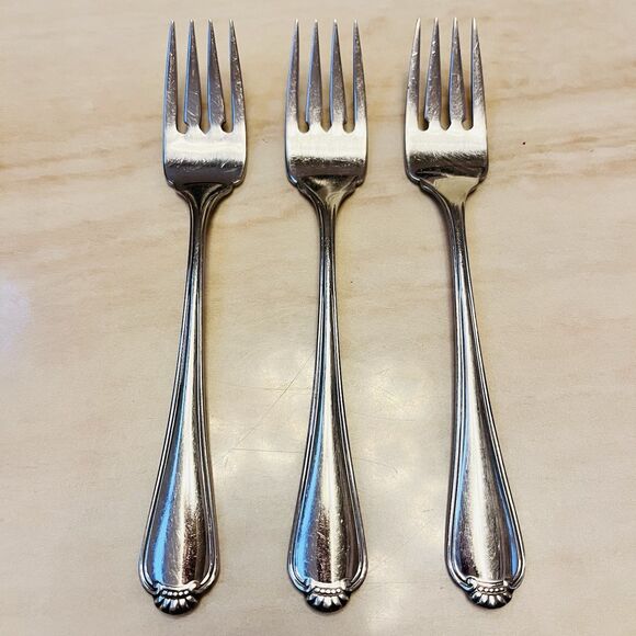 3pc ONEIDA Winter Hill Stainless Salad Fork 6 7/8” Distinction Deluxe Canada - Picture 1 of 9